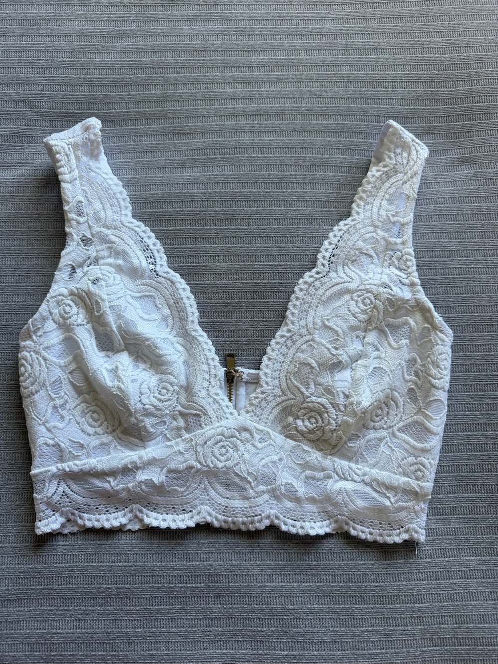bebe White Floral Lace Bralette